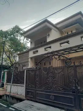 RUMAH DIJUAL MURAH SIAP HUNI DALAM KOMPLEK DI PETOJO CIDENG JAKPUS