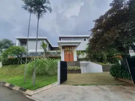 Rumah Mewah Siap Huni Dekat RS Pondok Indah