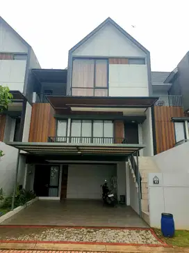 Dijual BU rumah kota wisata cluster mississippi 4 kamar lantai granit