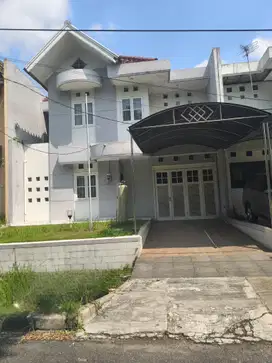 Disewakan Rumah Cluster Taman Dago Lippo Cikarang