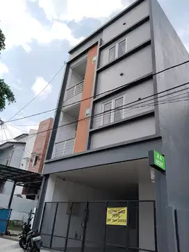 Dijual Kost 13+1 Kamar Siap Huni di Puri Indah Jatinangor