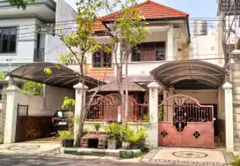 Rumah Taman Pondok Indah Semi Furnish, Strategis, Boulevard