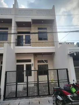Dijual Rumah Baru BCS Kelapa Gading Jakarta Utara  Luas 5x15m  3 Lanta