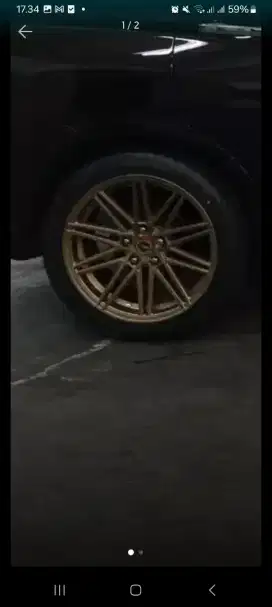Velg R18 tanpa ban vossen