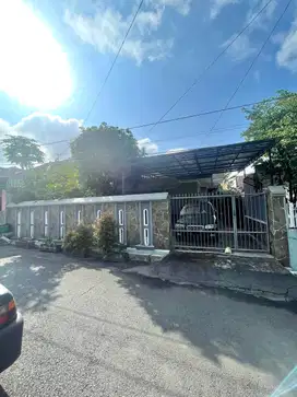 Dijual Rumah Terawat Siap Huni di Jl Kalpataru Malang
