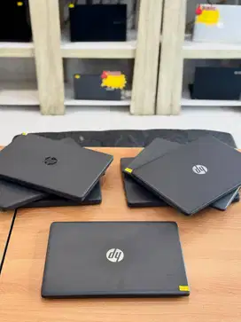 OFF10% HP 240 G8|I3-1115G4|RAM 4GB SSD 256 GB|MULUS|BERGARANSI