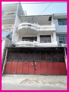 dhyana Disewa rumah uk 7x14m di jelambar