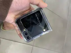 Samsung z flip 5 8/256 fullset graphite