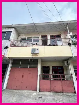 dhyana Rumah uk 6.5x15m di hayam wuruk