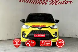 Toyota Raize 1.0 GR sport TSS Two tone kuning hitam DP minim 22 juta