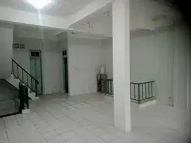 Dhyana rumah jelambar 3.5 lantai uk 6x10m disewa lokasi gang motor