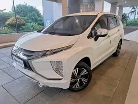 KM rendah -  Mitsubishi Xpander 1.5 Ultimate Bensin AT 2021 Putih UN