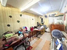 DHYANA RUMAH LAMA JELAMBAR UK 5.5x17m LOKASI STRATEGIS DEKAT JALAN RAY