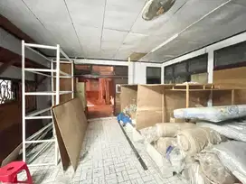 Dhyana rumah lama jelambar lt 218m lokasi sangat bagus kavling polri