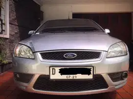 Ford Focus 1.8 AT Hatchback