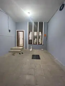 Dhyana rumah jelambar uk 4x15m surat shm lokasi bagus komplek kavpolri