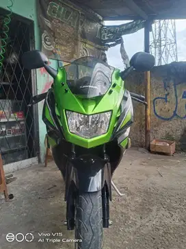 kawasaki ninja 150 RR