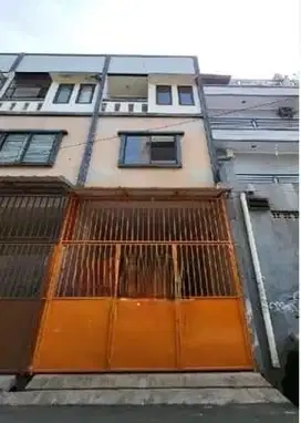 DHYANA RUMAH JELAMBAR MURAH UK 3X12m KONDISI BAGUS TERAWAT