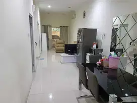 Dhyana rumah jelambar lt 120m akses 2 mobil lega di komplek kavpolri