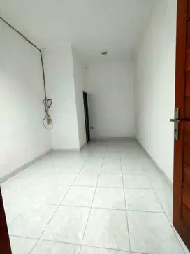 Dhyana rumah jelambar 3 lantai uk 4x17m akses lokasi 2 mobil