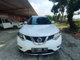 Dijual xtrail 2015 tipe tertinggi milik pribadi