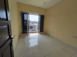 Dhyana ruko baru disewa uk 3x17m lokasi bagus di komplek dutamas