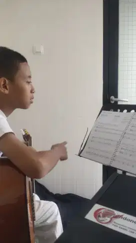 Les Gitar ( Private )
