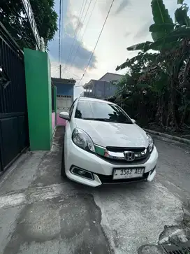Honda mobilio 2014