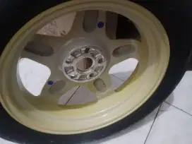 Velg ban serep masih baru semua velg bukan kaleng serep alphard