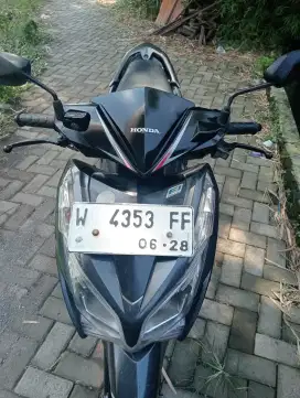 Vario 125 tahun 2013 striker masih ori