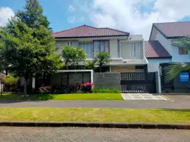 Rumah Elite Mewah Pojok Hook Perumahan Araya Ikut Sama Prabot Nya