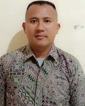Mencari kerja sebagai driver pribadi.