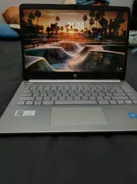 Jual laptop merek HP kondisi mulus siap pakai