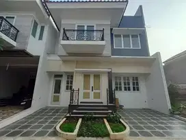 Rumah Mewah Asri Strategis di Pinggiran kota jaksel Cuma 2,7M!