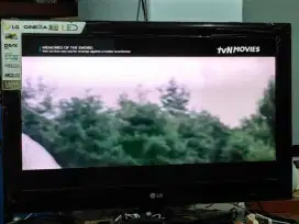 TV Led LG 32inch cinema 3D