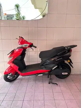 [YMS] Motor Listrik Smoot Tempur 2022 Merah Low km