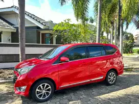 Sigra r deluxe matic 2016 merah gress