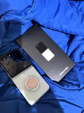 Samsung Z Flip 5 8/512