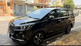 Toyota Innova Venturer 2022 Diesel