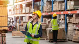 Staff Gudang Warehouse Checker Admin Inventory Control