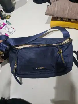 SLINGBAG TUMI NAVY