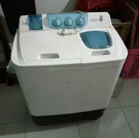 MESIN CUCI DENPOO