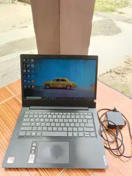 Laptop Lenovo Ideapad S145.  RAM 4 GB. AMD A4.