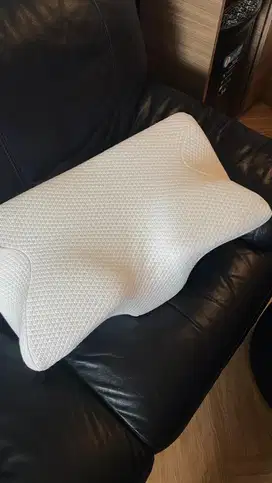 Preloved TEADUR Premium Memory Foam Bantal