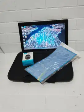 Asus N43SL
Intel Core i7 Gen 2 
Double Vga NVIDIA 
Ram 16 GB / 640 GB