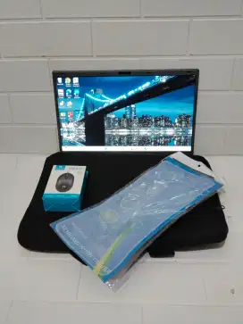 Axioo Hype 1 
Intel celeron N4020 
Ram 4 GB 
SSD 128 GB