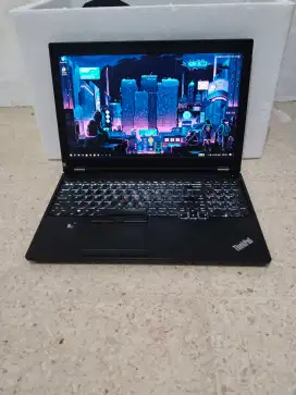 Lenovo Thinkpad P50
Keyboard nyala 
Core i7
Ram 32Gb/
SSD 512Gb