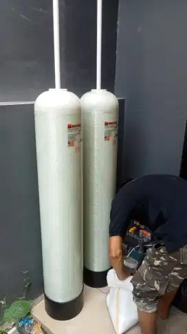 Pemasangan filter air bersih dan instalasi pipa air