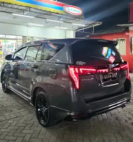 Innova Diesel G TRD Grey Matic Langka