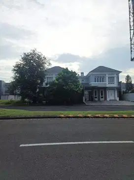 Rumah 2 lantai Boulevatd Kota Wisata Cibubur
